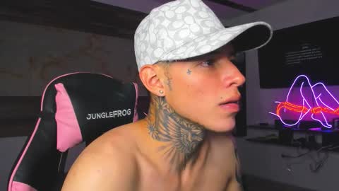 andrees_s online show from October 2025 03:59:02 AM