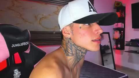 andrees_s online show from March 2026 02:21:02 PM