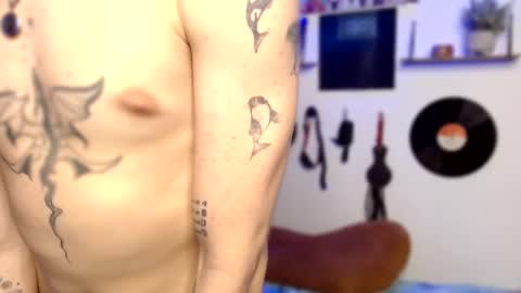 Snapshot of andreewwolffman chatting on March 2025 04:57:02 PM Andrew online show from March 2025 04:57:02 PM