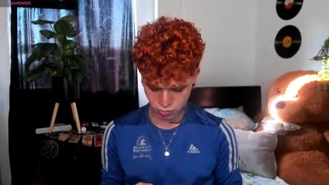 Snapshot of andreewwolffman chatting on September 2025 12:38:02 PM Andrew online show from September 2025 12:38:02 PM