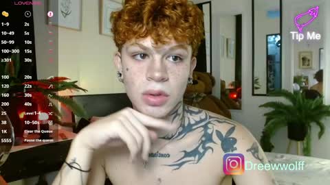 Snapshot of andreewwolffman chatting on April 2026 04:04:02 PM Andrew online show from April 2026 04:04:02 PM