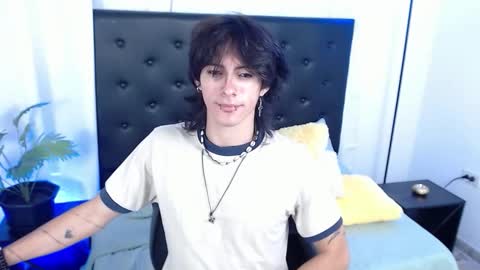 Andrey online show from November 2025 01:44:02 PM