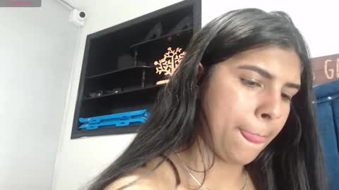 Andreina  online show from December 2024 10:30:01 PM
