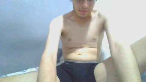 andres129494 online show from November 2025 10:30:02 PM