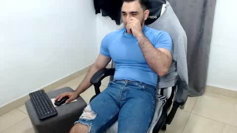 andres180950734 online show from July 2026 11:11:01 PM