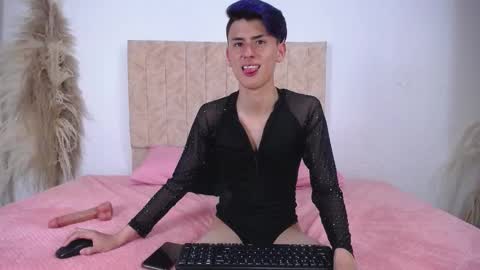 Snapshot of andres992563 chatting on February 2025 08:13:02 AM Alann online show from February 2025 08:13:02 AM