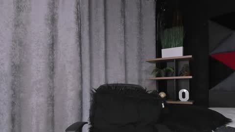 Snapshot of andres_clark chatting on January 2025 05:54:02 PM insta andres clark online show from January 2025 05:54:02 PM