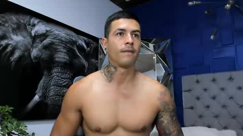 Snapshot of andres_clark chatting on June 2026 04:35:02 PM insta andres clark online show from June 2026 04:35:02 PM
