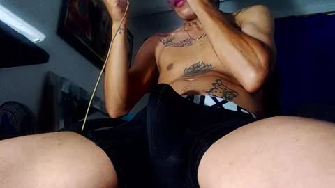 Andrs   o online show from December 2025 05:12:02 AM