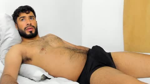 Snapshot of andres_cortes5 chatting on March 2026 09:26:01 AM ANDRES CORTES online show from March 2026 09:26:01 AM