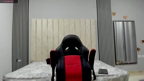 Snapshot of andres_stud chatting on February 2026 05:13:02 AM andres_stud online show from February 2026 05:13:02 AM