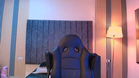 Snapshot of andres_stud chatting on July 2026 05:02:01 AM andres_stud online show from July 2026 05:02:01 AM
