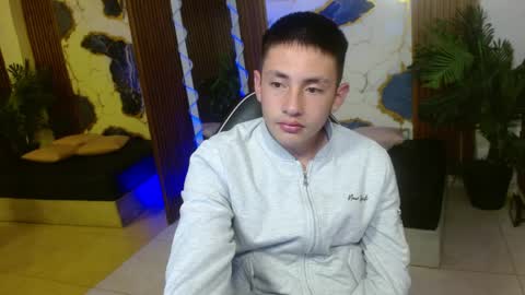 andres_tay online show from April 2026 06:19:01 AM