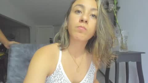 Snapshot of andresgiraldo1 chatting on January 2025 02:25:01 AM Isa  --------- online show from January 2025 02:25:01 AM