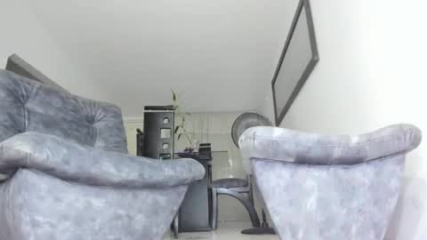 Snapshot of andresgiraldo1 chatting on February 2025 02:58:01 AM Isa  --------- online show from February 2025 02:58:01 AM