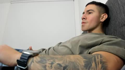 Snapshot of andresjuan92 chatting on April 2026 02:53:02 AM onlyfanscallmegotter online show from April 2026 02:53:02 AM