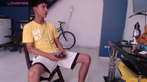 Snapshot of andressdean chatting on January 2025 09:34:01 PM Andres Dean online show from January 2025 09:34:01 PM