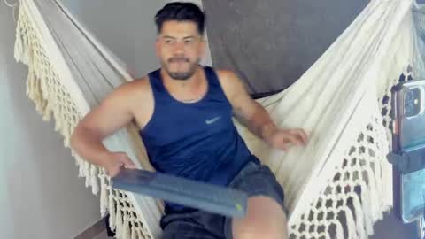 Snapshot of andressmith__ chatting on May 2026 12:07:01 AM Andres online show from May 2026 12:07:01 AM
