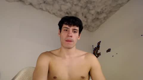 Snapshot of andrestorres0 chatting on July 2026 05:49:02 PM Andres Torres online show from July 2026 05:49:02 PM