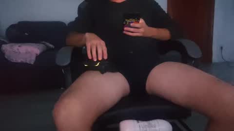 Snapshot of andreudickhard91 chatting on January 2025 12:16:02 AM Andreu online show from January 2025 12:16:02 AM