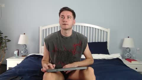 Justin Andrew online show from September 2025 09:57:01 AM