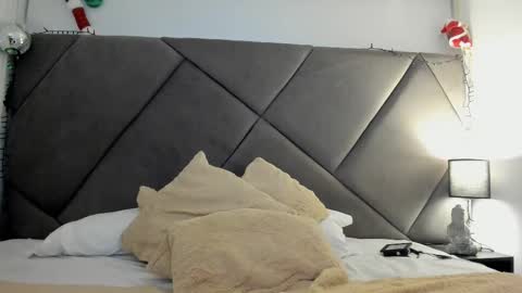 Snapshot of andrew_colleman1 chatting on November 2025 06:13:01 AM Colleman online show from November 2025 06:13:01 AM