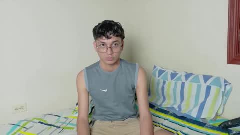 Snapshot of andrew_dann chatting on December 2025 11:26:02 AM andres online show from December 2025 11:26:02 AM