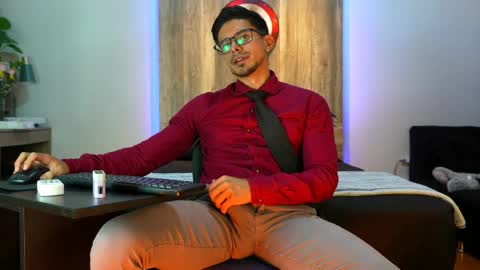 Snapshot of andrew_elliot chatting on April 2026 02:06:01 AM Andrew online show from April 2026 02:06:01 AM