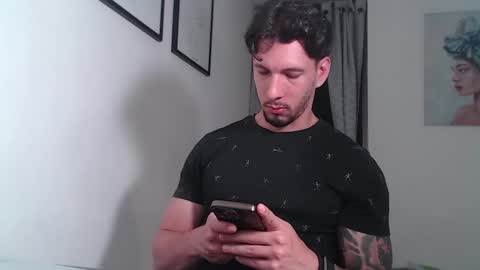 Snapshot of andrew_mathe chatting on February 2026 01:15:01 AM Andrew Mathwes online show from February 2026 01:15:01 AM