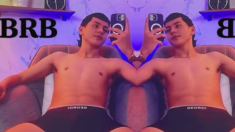 andrew restrepo online show from October 2025 11:00:02 PM