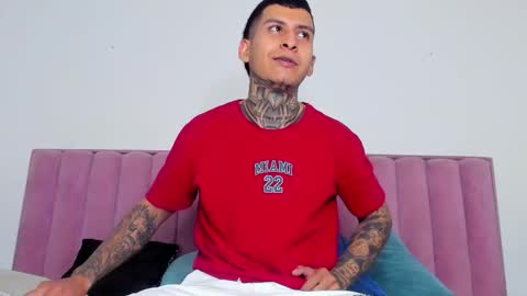 andrew_sanders69 online show from January 2026 07:26:02 PM