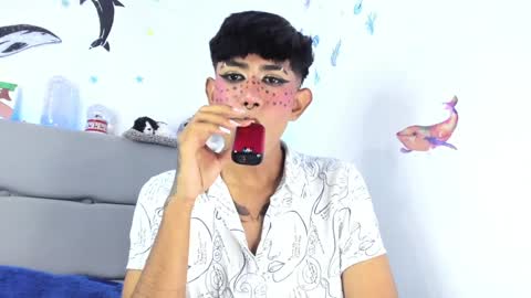 Snapshot of andrew_uwu_ chatting on December 2024 12:03:02 AM ANDREW independent model online show from December 2024 12:03:02 AM