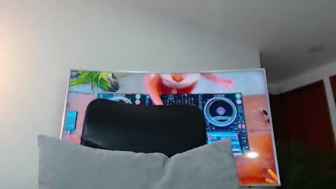 ANDREW WEST online show from January 2025 12:04:02 PM