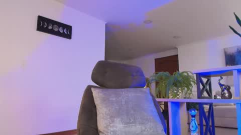 ANDREW WEST online show from December 2025 08:48:01 PM