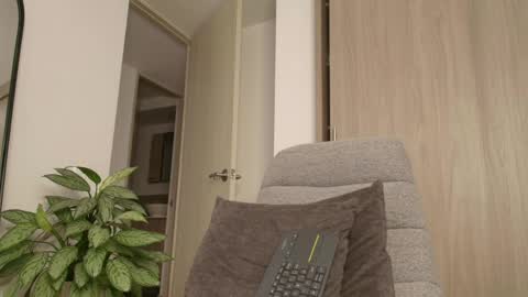 ANDREW WEST online show from April 2026 06:54:02 PM