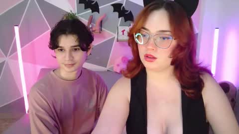 Andrew and Cherry online show from October 2025 12:33:02 AM