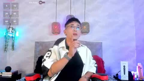 Snapshot of andrewayne_ chatting on June 2026 05:19:02 AM andrewayne_ online show from June 2026 05:19:02 AM