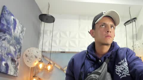 andrew online show from January 2025 01:42:02 AM