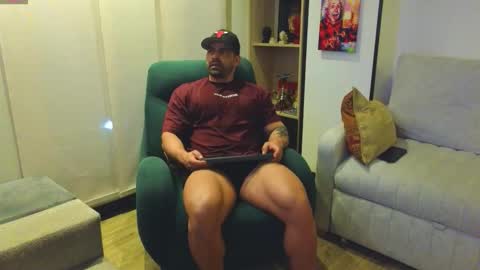 Snapshot of andrewfame chatting on February 2026 11:33:01 PM Andrew online show from February 2026 11:33:01 PM