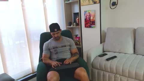 Snapshot of andrewfame chatting on February 2026 11:03:01 PM Andrew online show from February 2026 11:03:01 PM