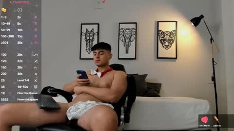 Andrewlamar21 online show from February 2025 07:09:01 PM