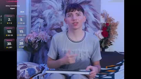 Snapshot of andrewortix chatting on November 2025 03:28:01 AM AndreWortix online show from November 2025 03:28:01 AM