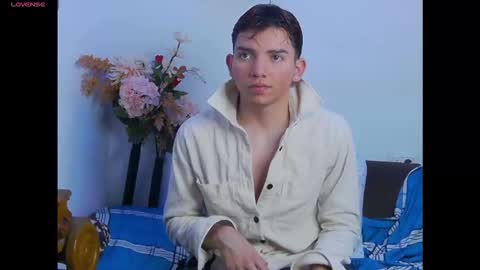 Snapshot of andrewortix chatting on December 2025 04:33:02 AM AndreWortix online show from December 2025 04:33:02 AM