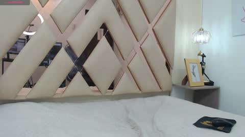 Snapshot of andrewsmile_ chatting on January 2025 03:24:01 PM ANDREW online show from January 2025 03:24:01 PM