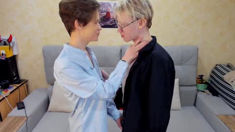 Andrew online show from December 2024 08:31:02 PM