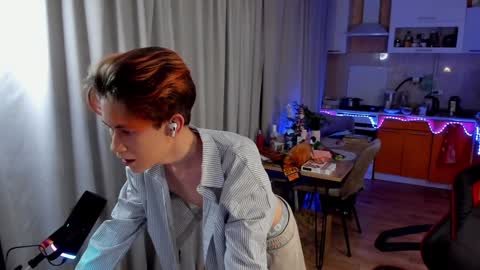 Andrew online show from January 2025 05:53:01 PM