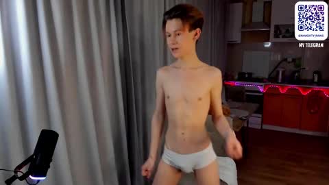 Andrew online show from February 2025 06:23:02 PM