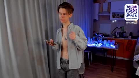 Andrew online show from March 2025 07:05:01 PM