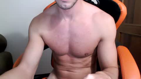 Andrea online show from October 2025 09:25:02 PM