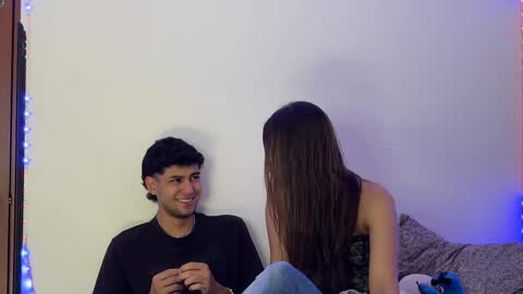 Andresuki online show from November 2025 05:12:02 PM